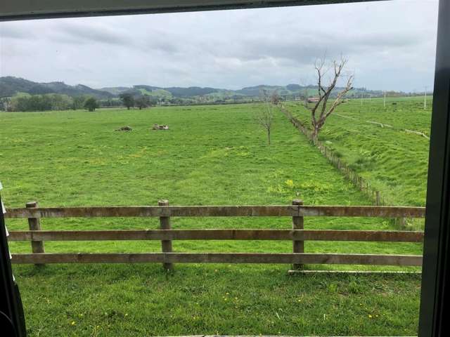 302B Clevedon - Kawakawa Road Clevedon_1
