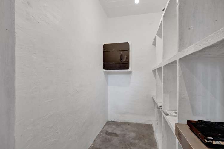 58 South Road Manaia_10