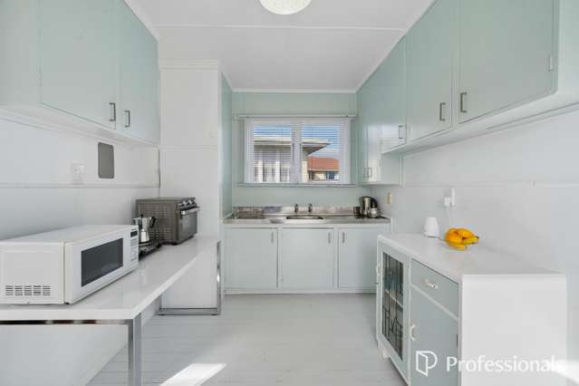 67 Tasman Road Otaki Beach_1