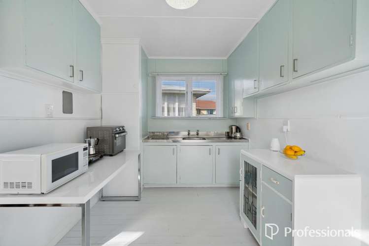67 Tasman Road Otaki Beach_1