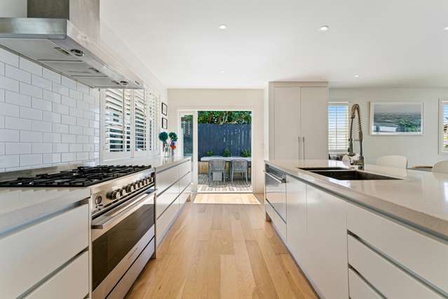 8 Alfred Street Northcote Point_2