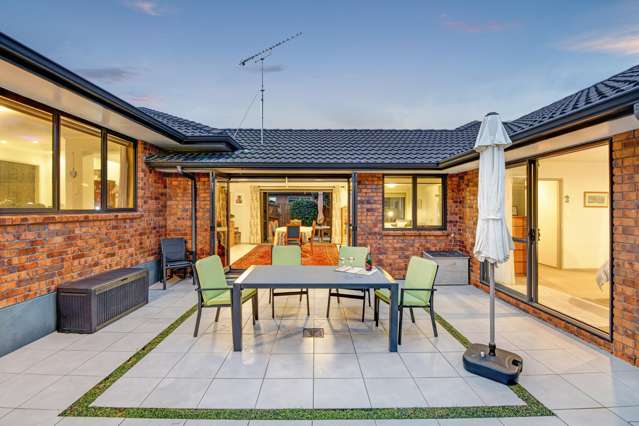 49 Chesterfield Way Orewa_3