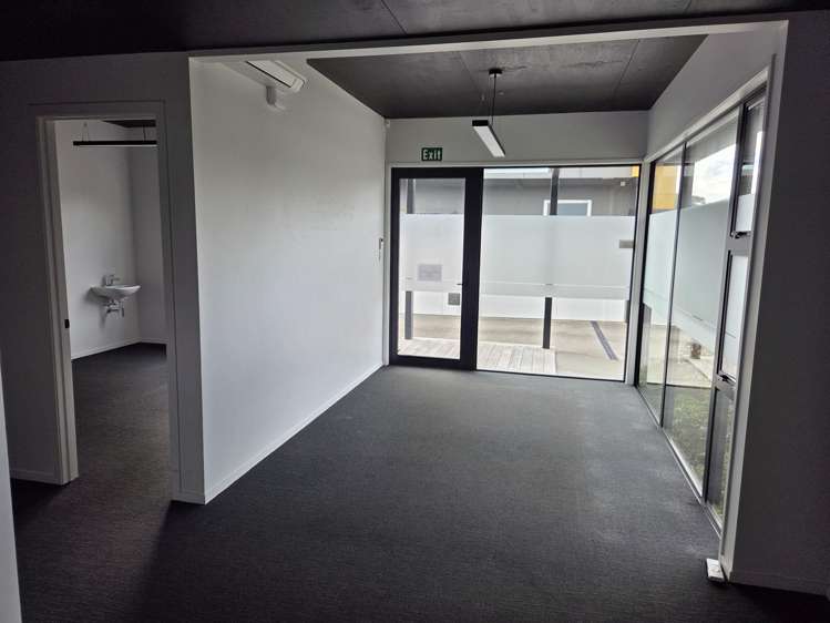 130a Vivian Street New Plymouth Central_13