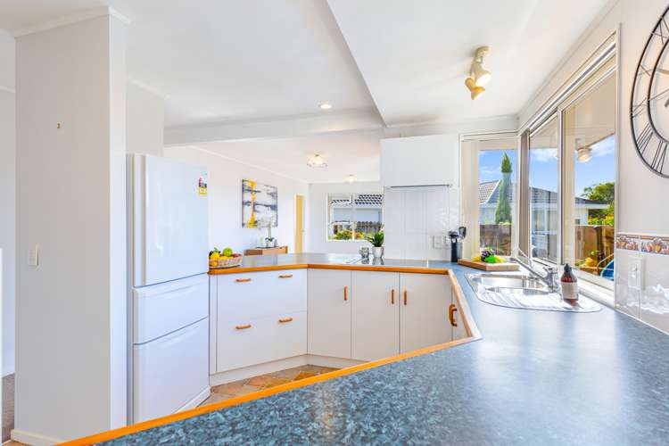 14 Heversham Place Glendene_11