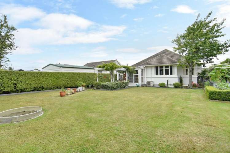 15 Robin Street Burwood_19