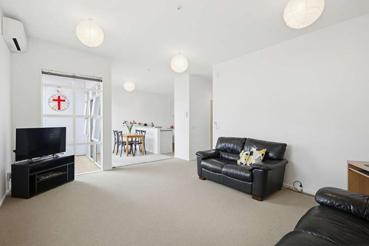 207/42 Constable Street Newtown_1