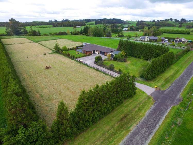 11 Tape Road Hillsborough_0