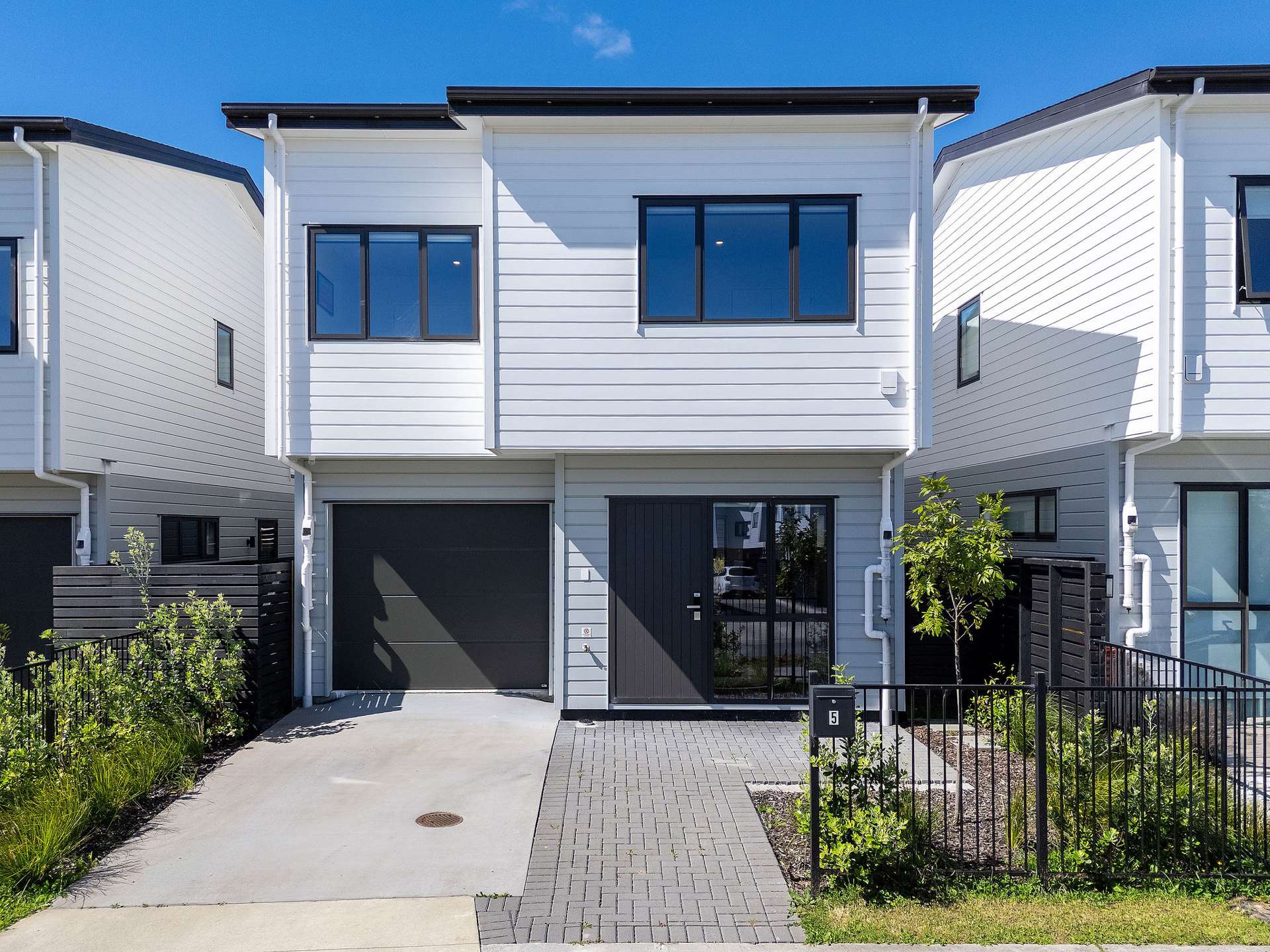 5 Greenbrier Street Westgate_0