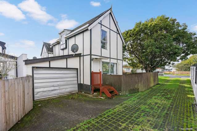 1/69 Kenderdine Road Papatoetoe_1