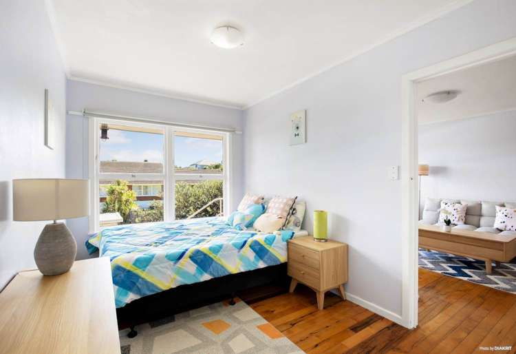 3/53 Merani Street Belmont_5