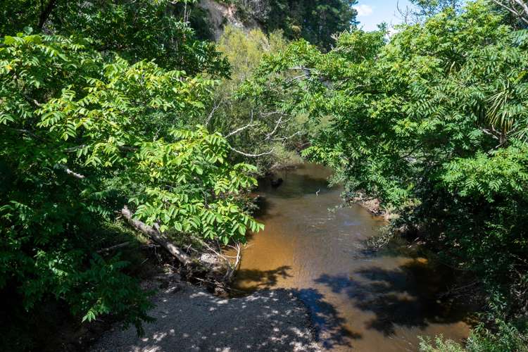 1 Ngarimu Street Ohura_16