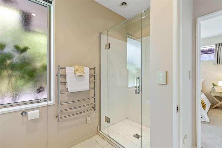 19 Waterford Avenue Northwood_10