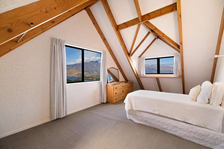 1 Von Place Fernhill/Sunshine Bay_30