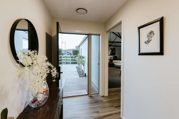 8 McDonald Street Wanaka_13