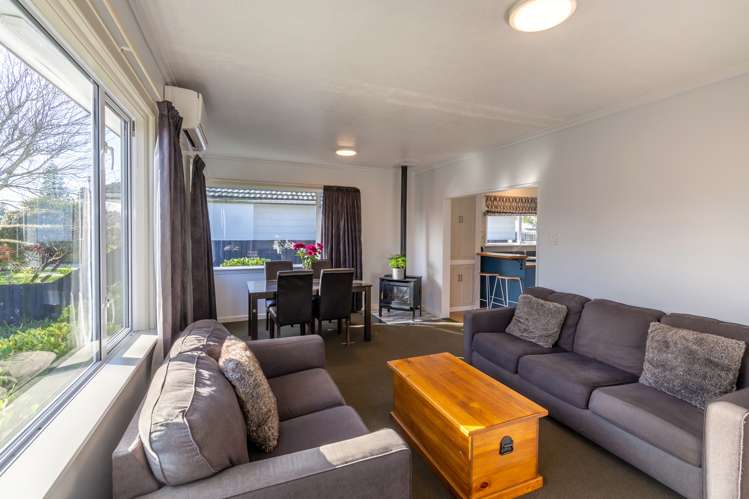 94 Racecourse Road Sockburn_15