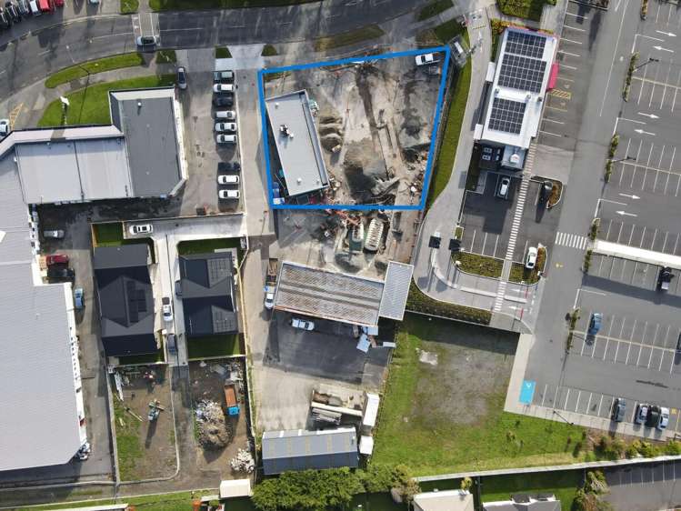 14 - 16 The Strand Wainuiomata_1