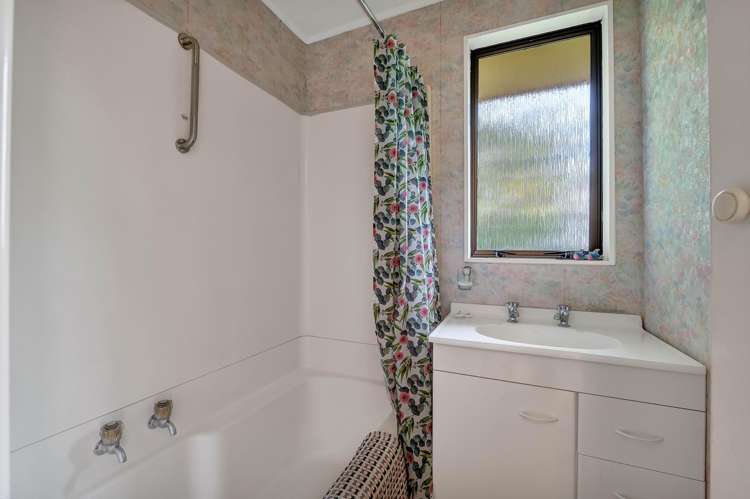 1/12 Atiawa Street Glen Avon_13