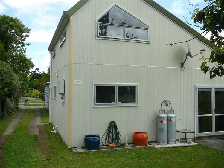 26b Washington Square Paeroa_21