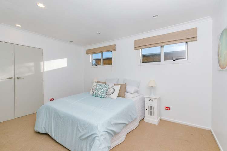 9 Montana Avenue Murrays Bay_13