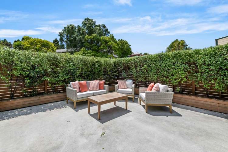 1/42 Glen Vista Place Bayview_12