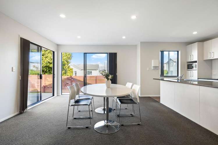 11 Soaring Bird Drive Takanini_11