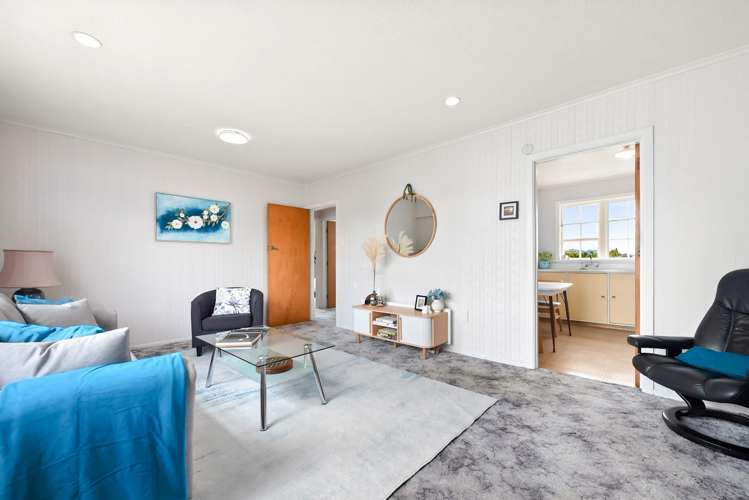 Flat 6/95 Whites Line East Waiwhetu_1