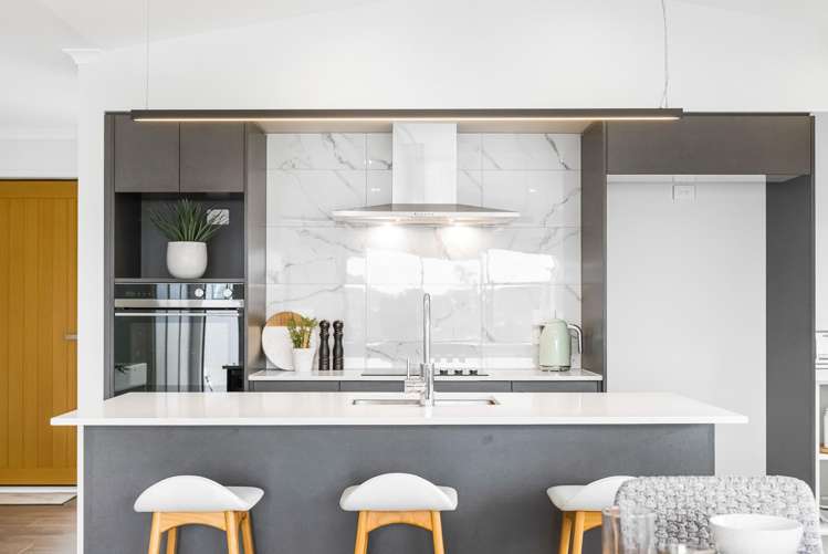 4 Akau Lane Wainui_2