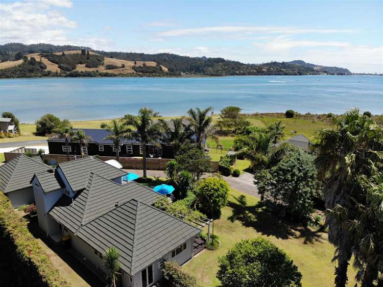 98 Tangiteroria Lane Pauanui_17