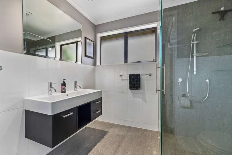 44 Tulip Drive Cambridge_15