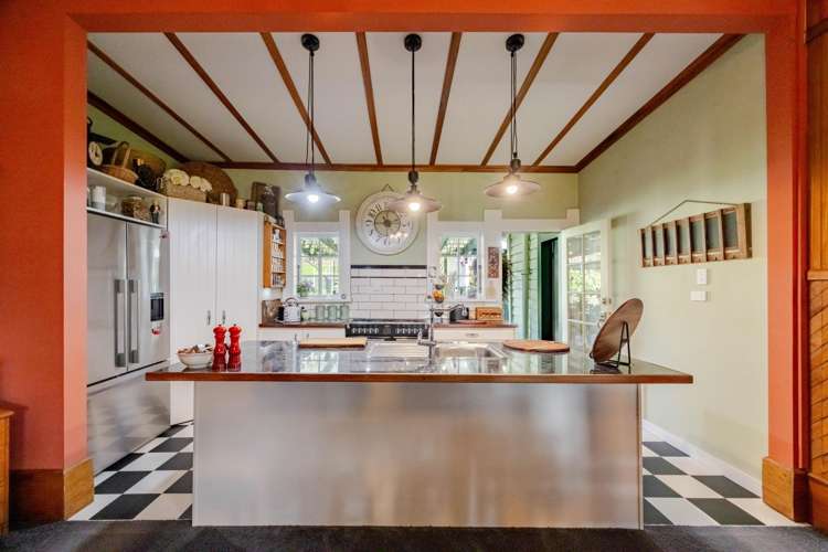 158 and 160 Mt Herbert Road Waipukurau_3