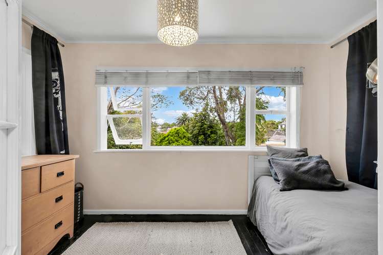 52 Kiwi Road Point Chevalier_11