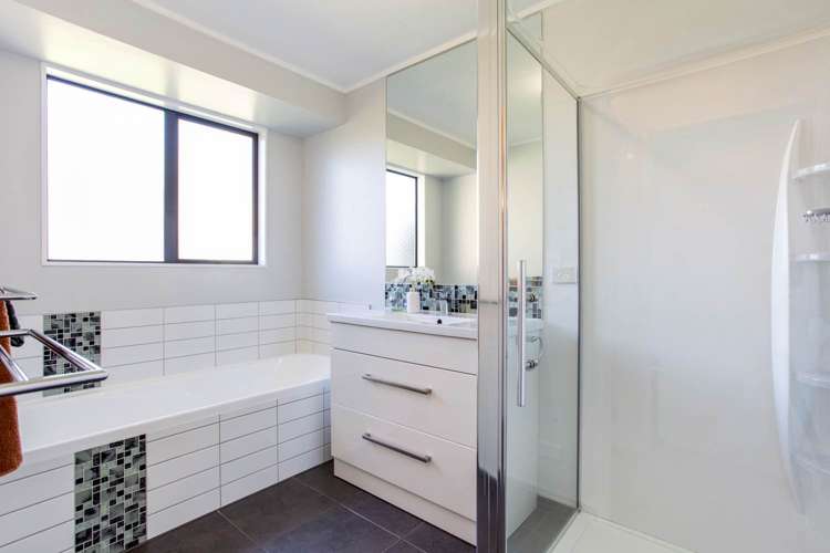 3 Amberly Rise Helensville_18