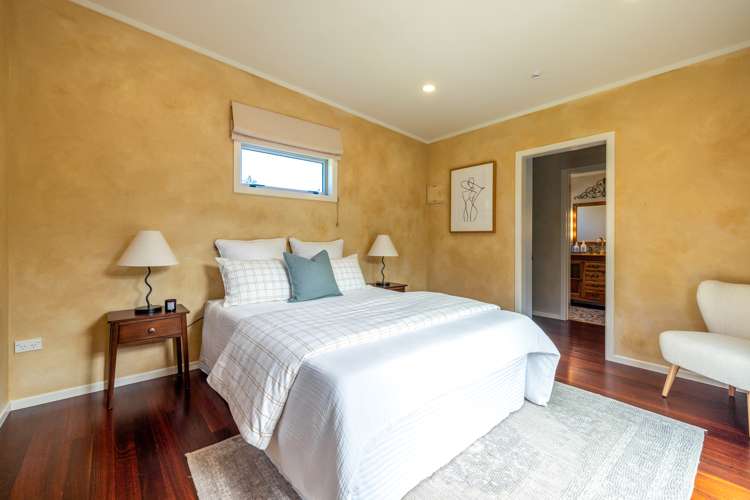 39 Tetley Road Surfdale_21