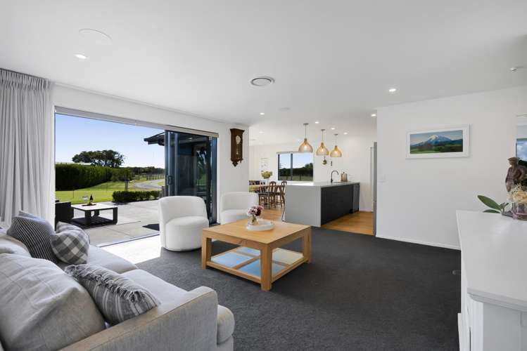 8 Tikorangi Road East Tikorangi_14