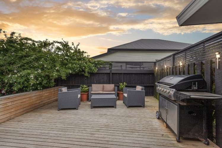 2a Vivian Street Burwood_11