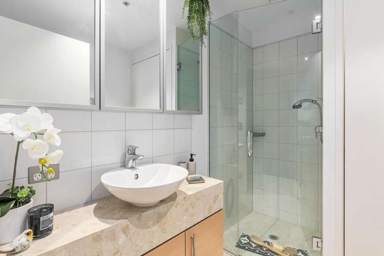 504/11 Tamariki Avenue Orewa_1