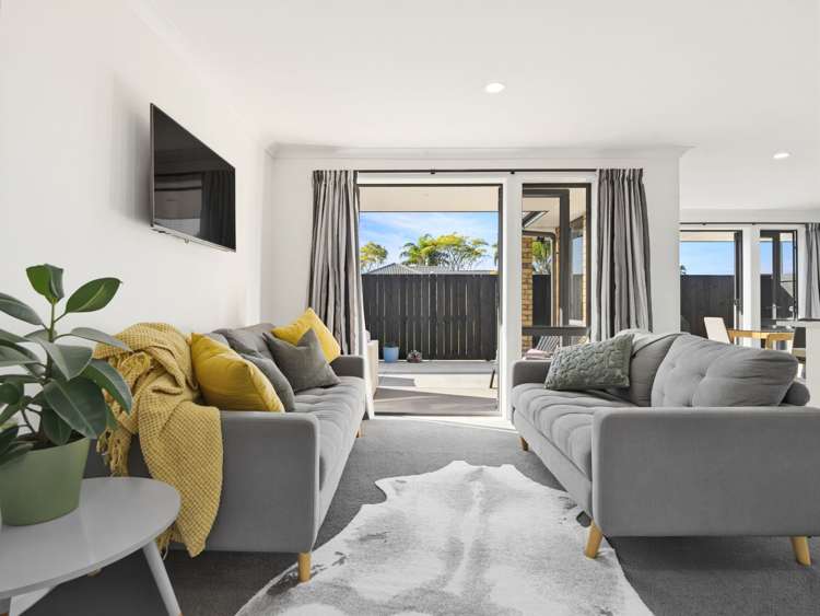 64 Arabian Drive Papamoa Beach_11