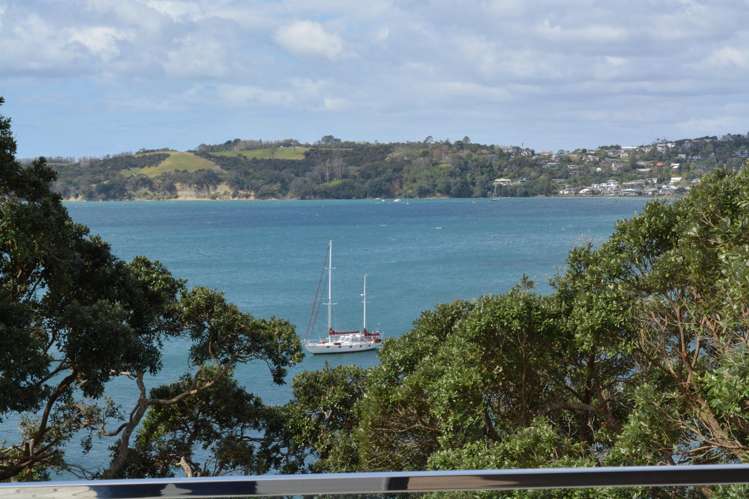 17 Swann Beach Road Stanmore Bay_13