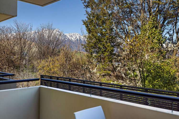 414/7 Adelaide Street Queenstown_5