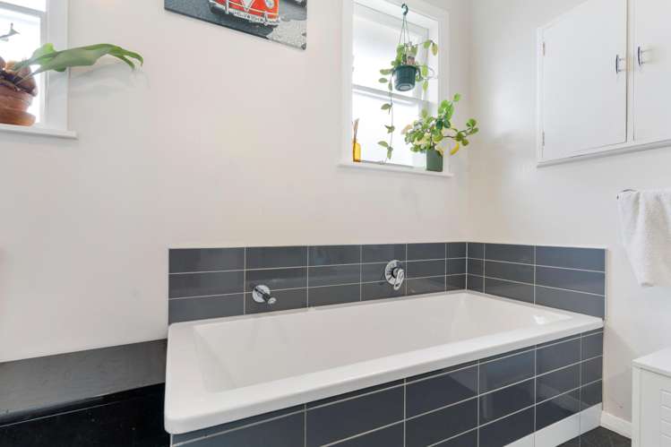 12 Dixon Street Carterton_15