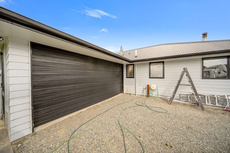 55 Orbell Crescent Te Anau_15