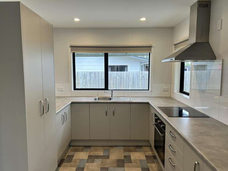 B/10 Kebbell Street 10516_2