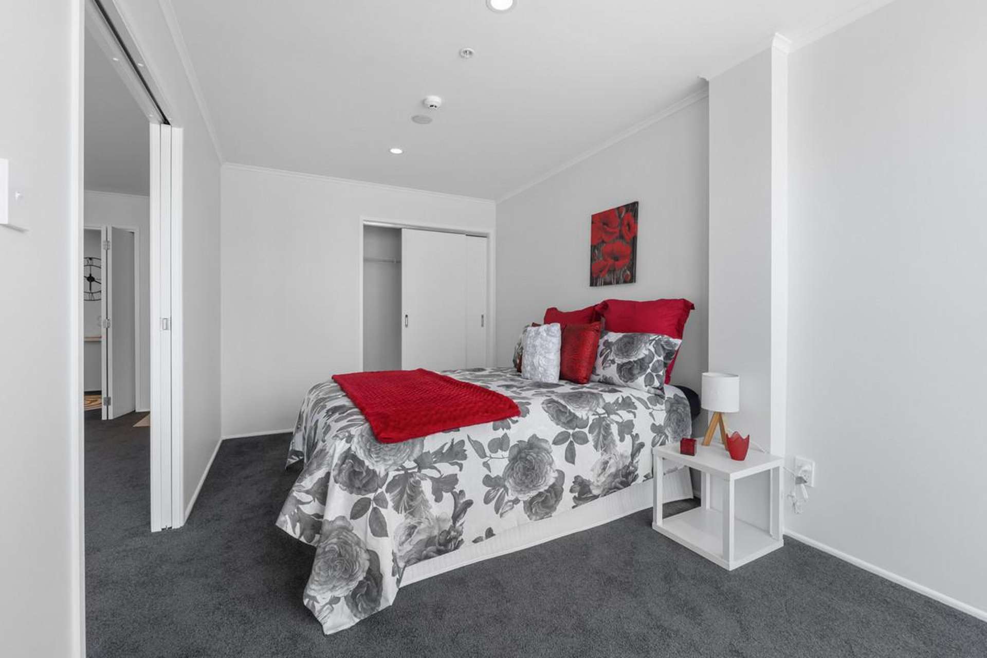 12D/30 Westward Ho Road Glen Eden_0