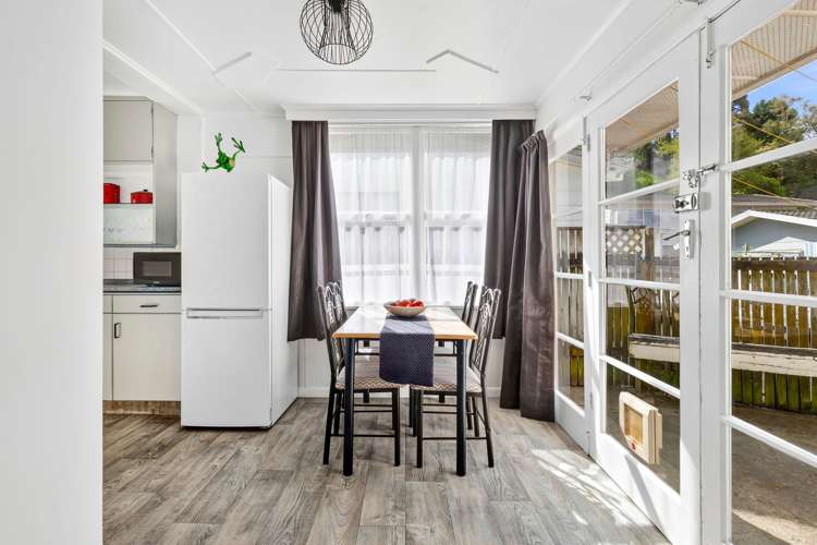 40 Emano Street Toi Toi_7