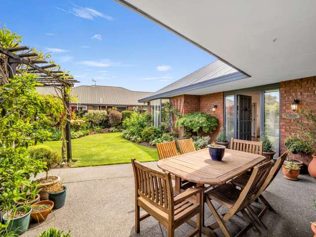 8 Stable Way Belfast_2