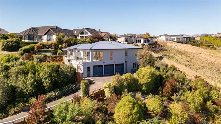 19 Lake View Place Fairhall_22