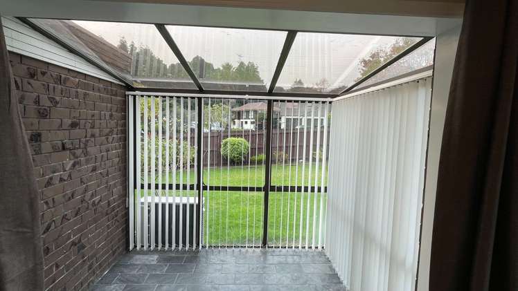 8 Idesia Place Totara Heights_5