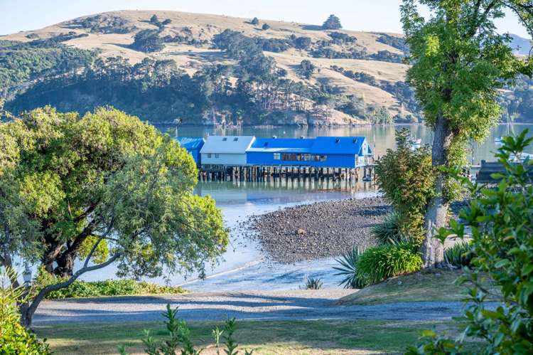 109 Beach Road Akaroa_21