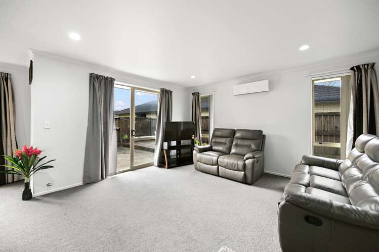 221 Old Farm Road Hamilton East_4