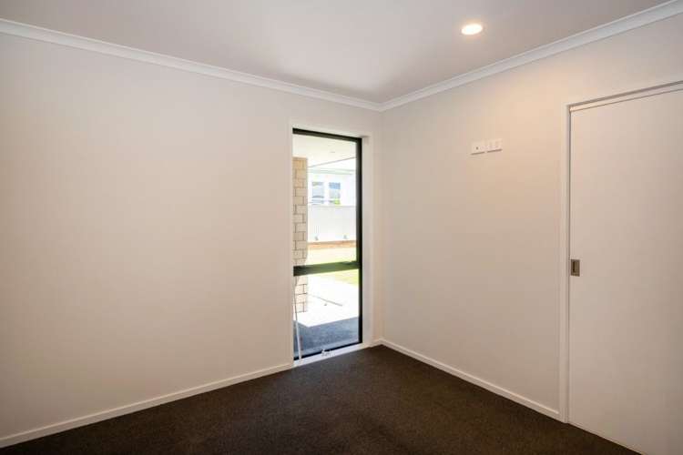 44a Dillons Point Road Islington_11